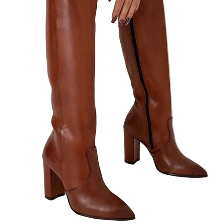 Botas altas con tacón