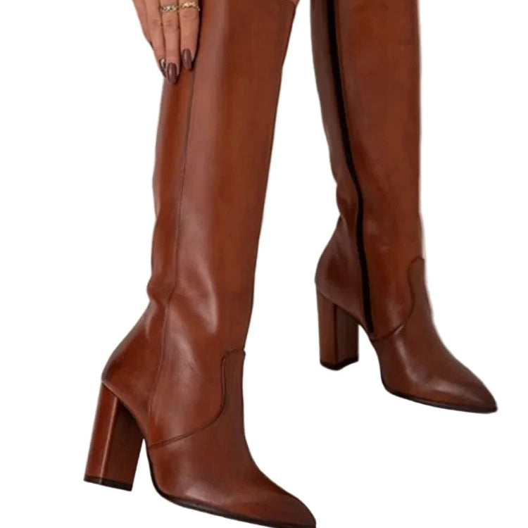 Botas altas con tacón